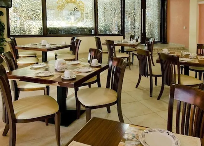 Hacienda Real Del Caribe 4*